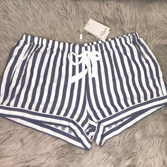 Anthropologie Pants - 🆕 Anthropologie Rails Stripe Down Shorts
